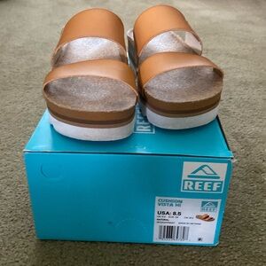 Reef Cushion Vista High Slides